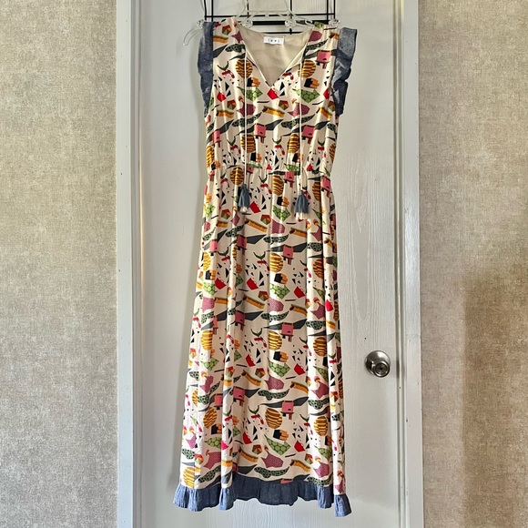 THML Dresses & Skirts - THML Beige Geometric Pattern Maxi-Dress